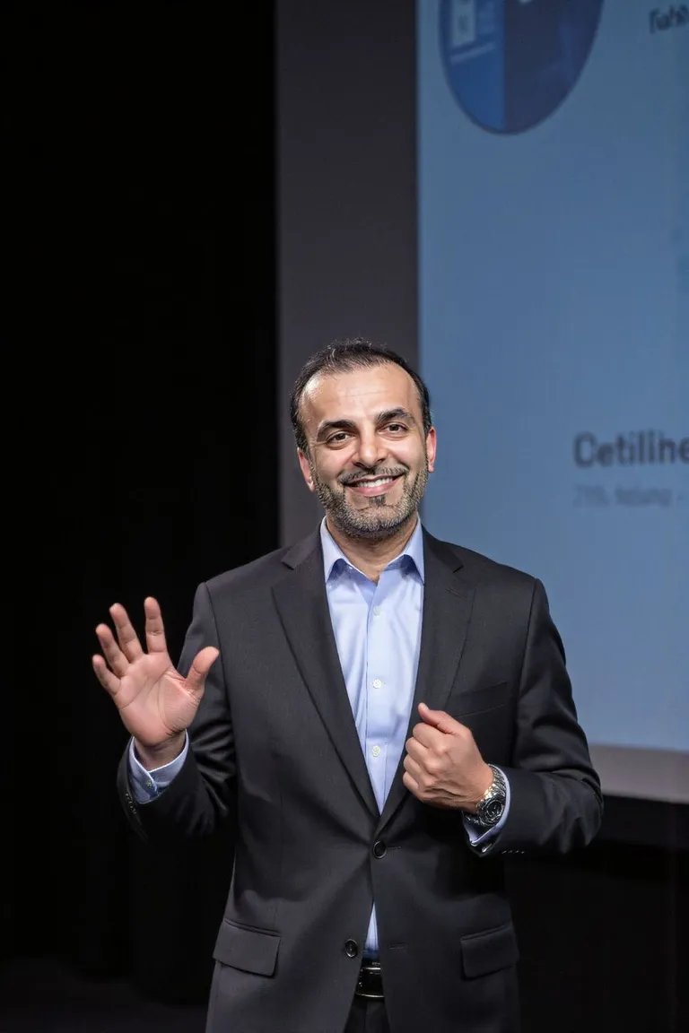 Shariq Refai, MD, MBA, FAPA Shariq Refai, MD, board certified psychiatrist